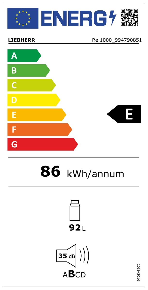 Hűtőszekrény energia címkéje. Energiahatékonyságot, energiafelhasználást és egyéb részleteket mutat.