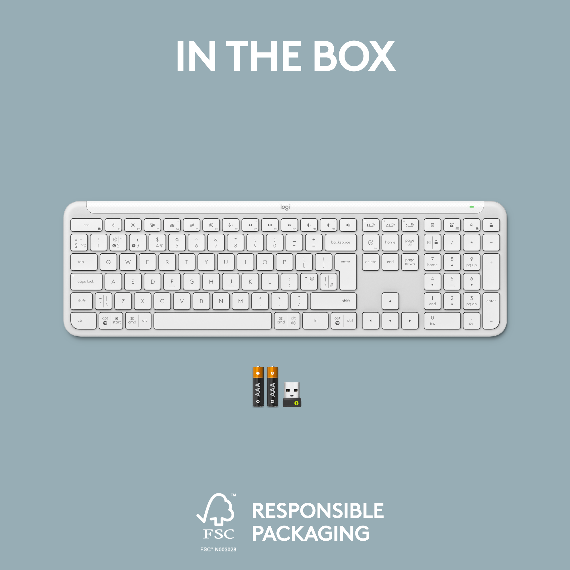 Eine weiße Tastatur mit schlankem Design, zwei AAA-Batterien und ein kleiner USB-Empfänger.