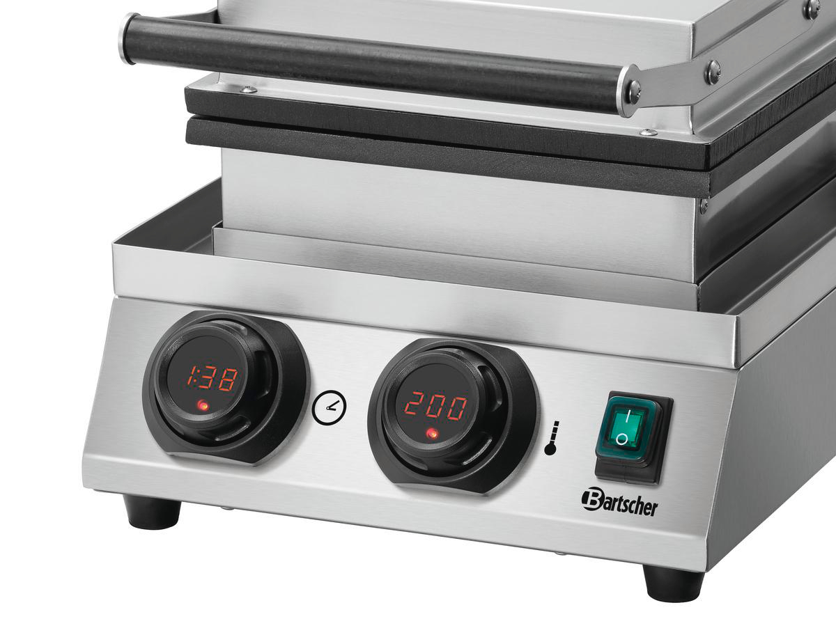 Edelstahl-Kontaktgrill mit digitalen Anzeigen für Zeit und Temperatur.