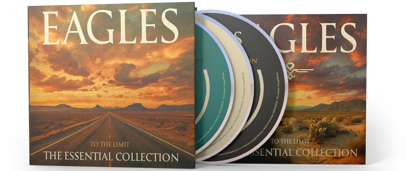 CD tok készlet nyitva. Három CD látható. Naplementés jelenet a borítón. Cím: Eagles To The Limit The Essential Collection.
