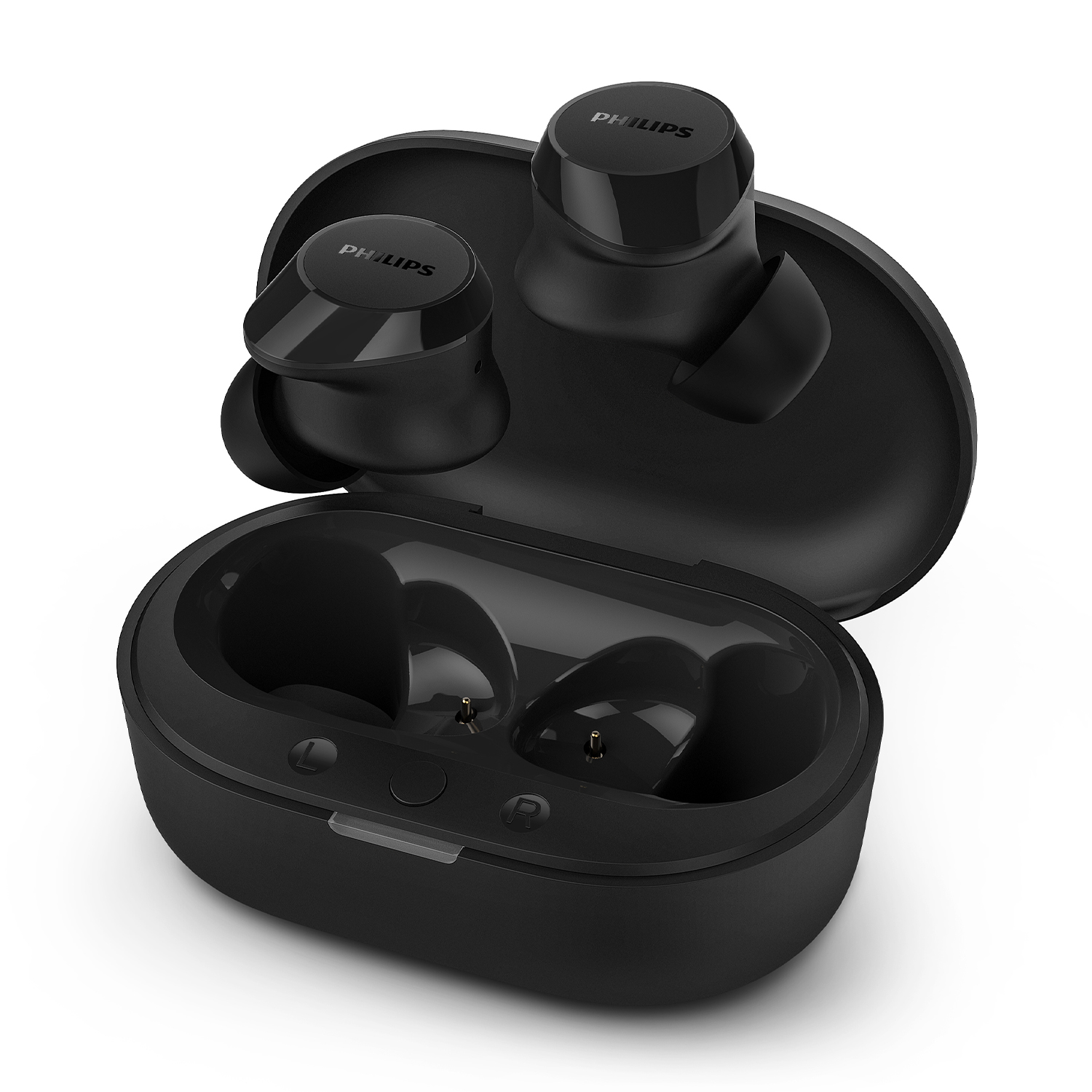 Auricolari wireless neri e custodia di ricarica. Gli auricolari sono fuori dalla custodia. Sfondo bianco.