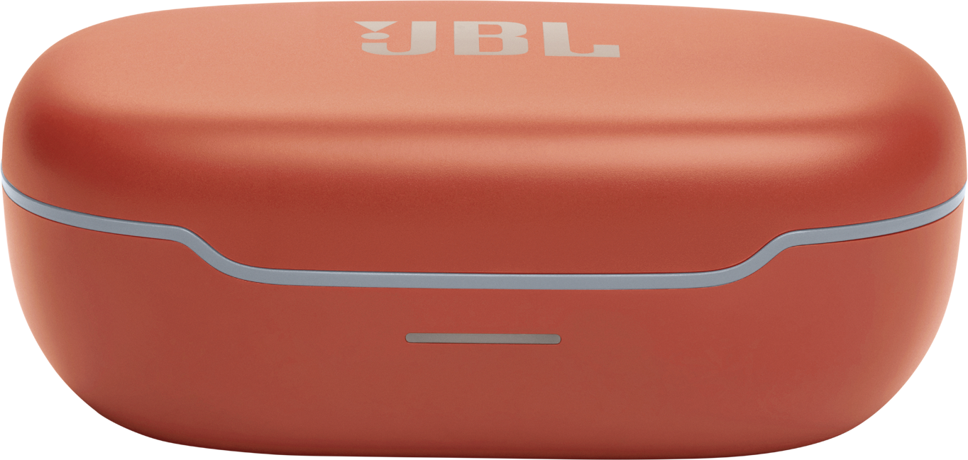 Gros plan sur un étui d'écouteurs JBL couleur terre cuite. Il a une bordure grise et le logo JBL. Une lumière est en bas.