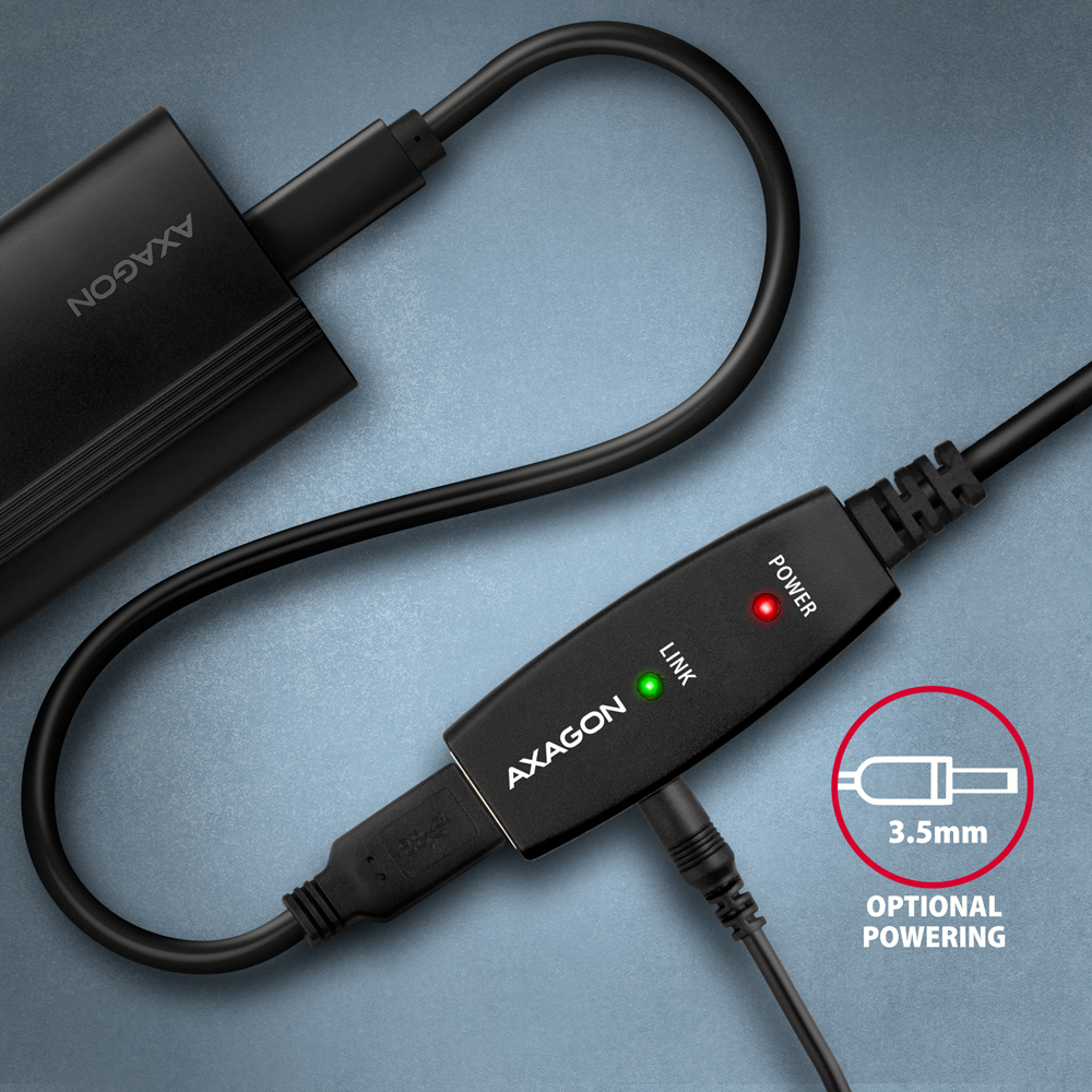 Axagon USB-3,5 mm-es adapter. Fekete adapter, tápellátás és link jelzőkkel, valamint USB-kábellel.