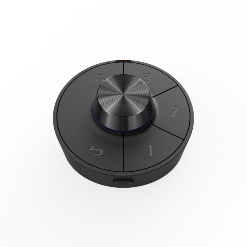 Perilla de control negra con números y centro plateado.