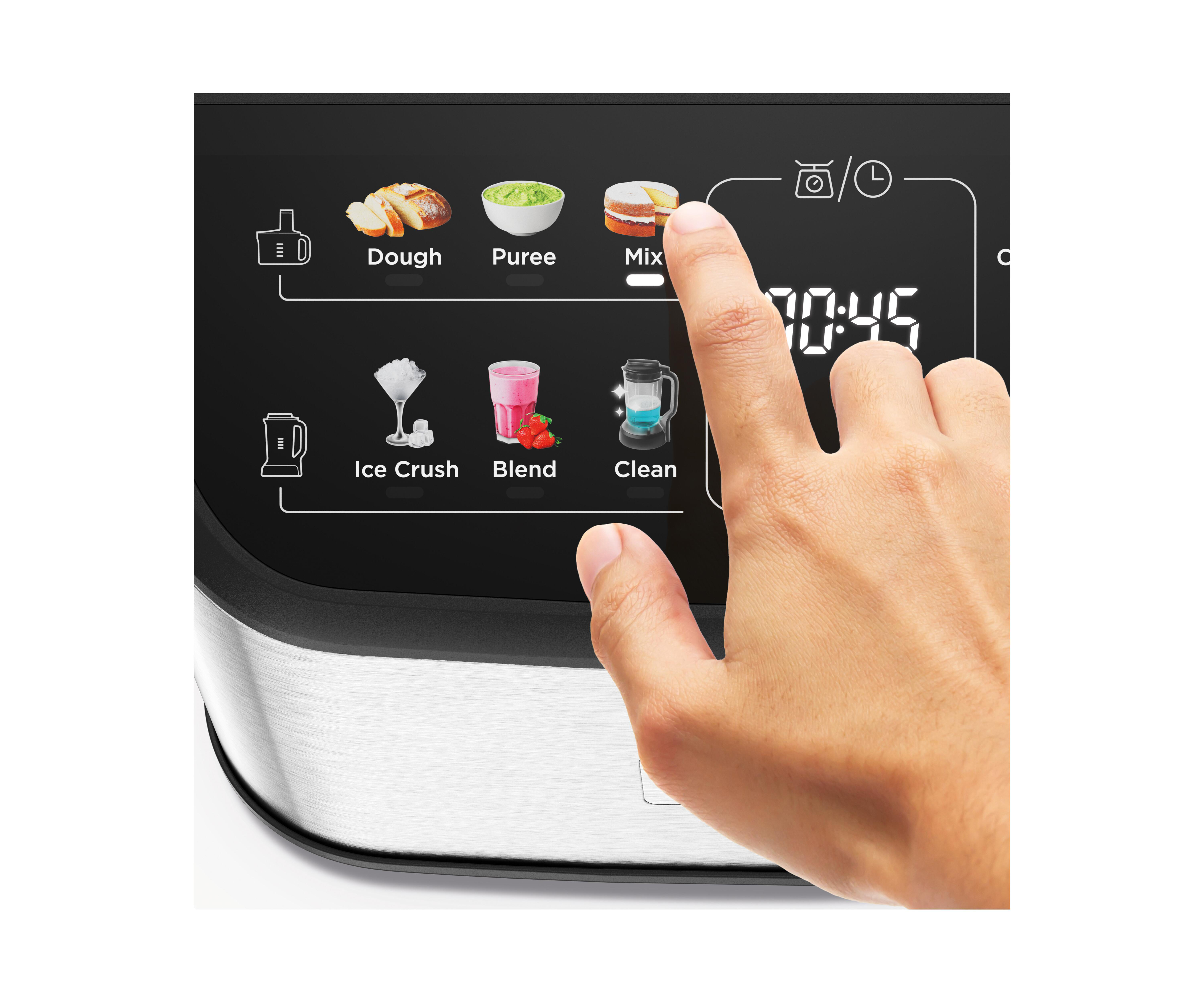 Hand berührt Bedienfeld eines Mixers. Symbole für Teig, Püree, Mix, Eiszerkleinern, Mixen und Reinigen.