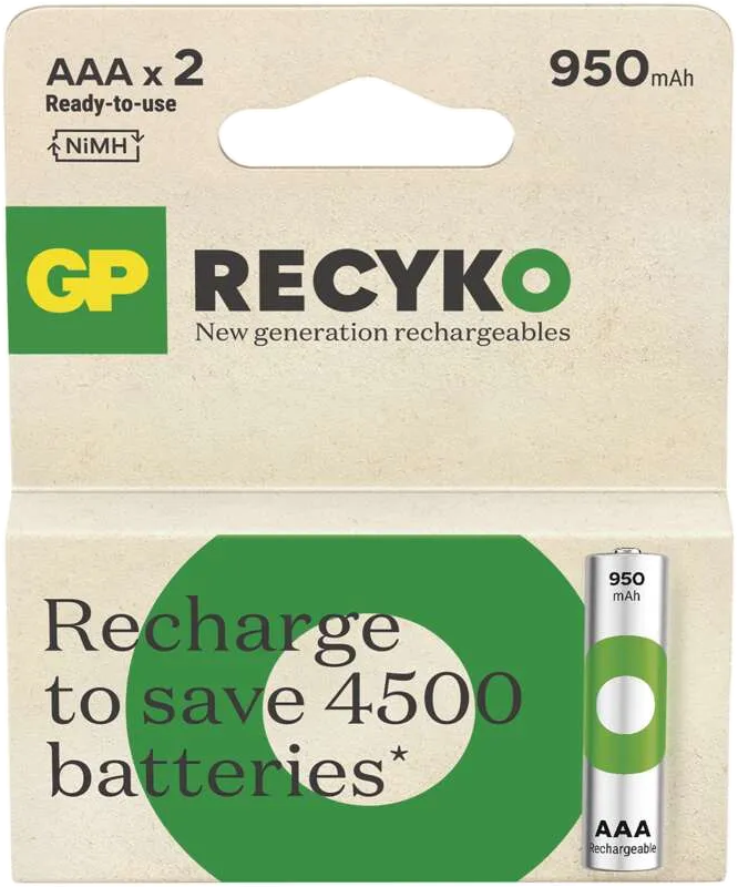 Két AAA elem csomagja. Zöld, sárga és fehér színek. A címkén a 'GP Recyko' és a 'Ready to use' felirat szerepel.