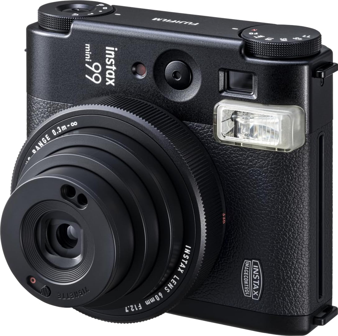 Schwarze Instax Mini 99 Kamera mit Objektiv und Blitz.