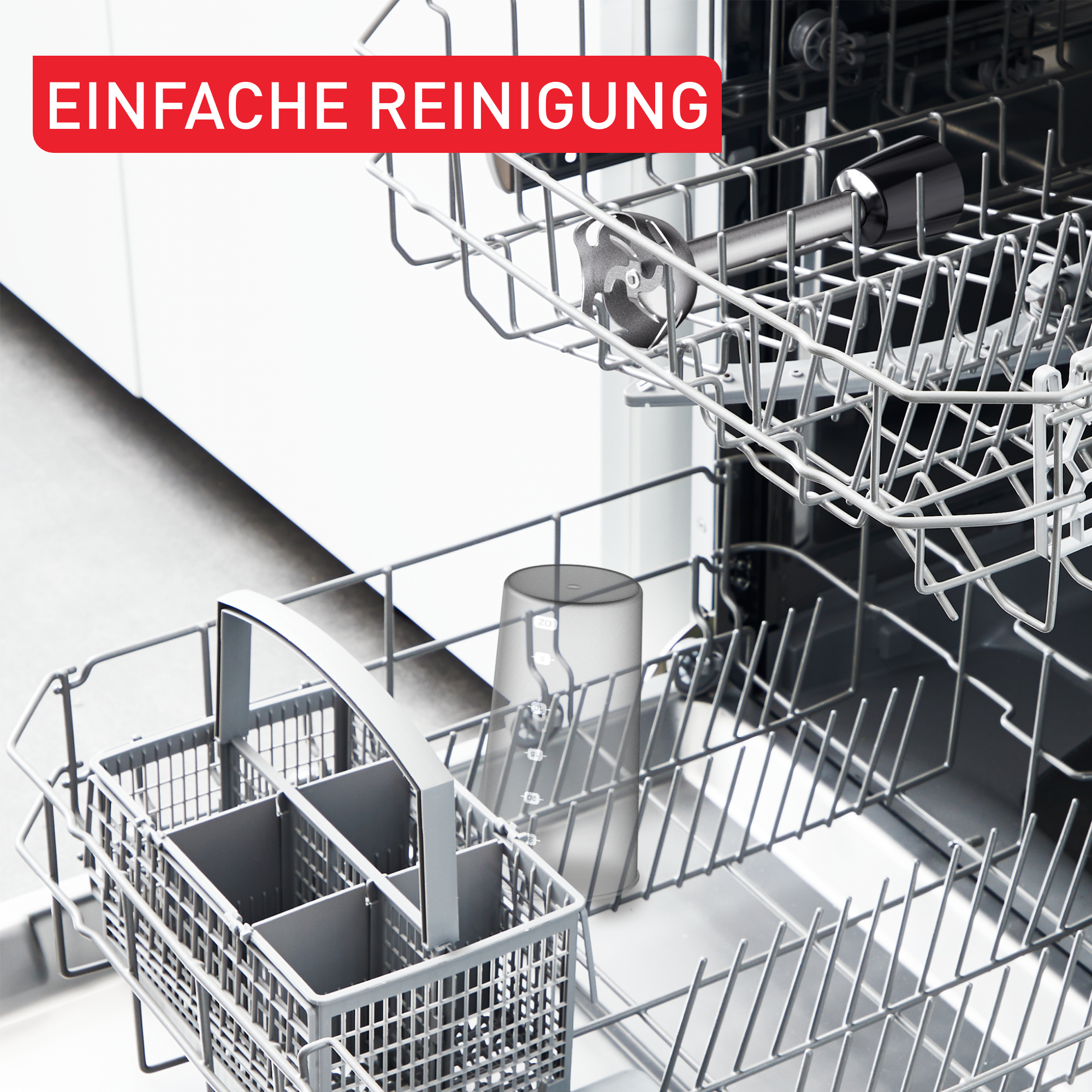 Ein Geschirrkorb mit einem spülmaschinenfesten Mixer und Utensilien. Der Text EINFACHE REINIGUNG ist sichtbar.