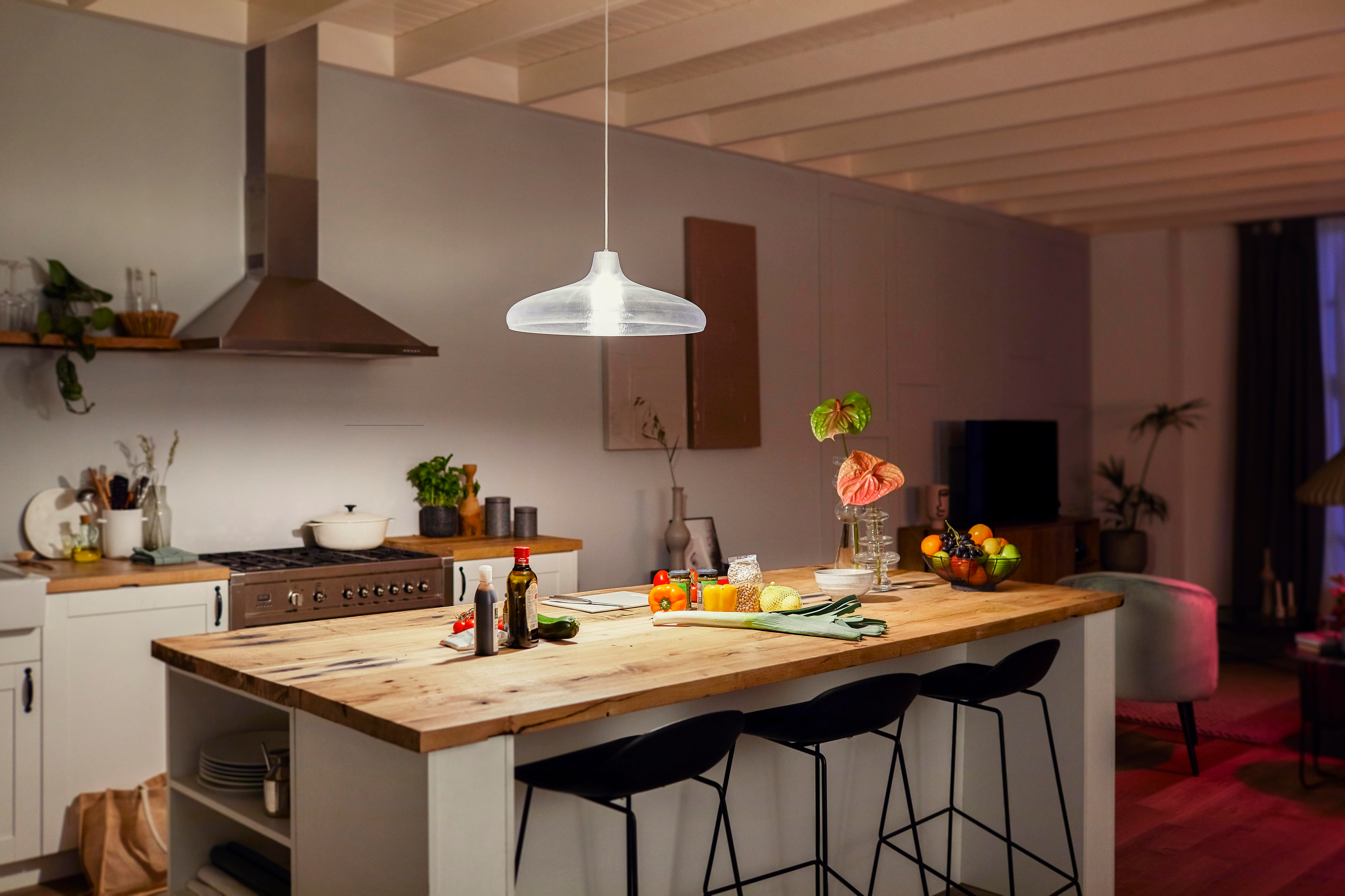 PHILIPS Hue White E27 Einzelpack  LED Lampe Warmweiß