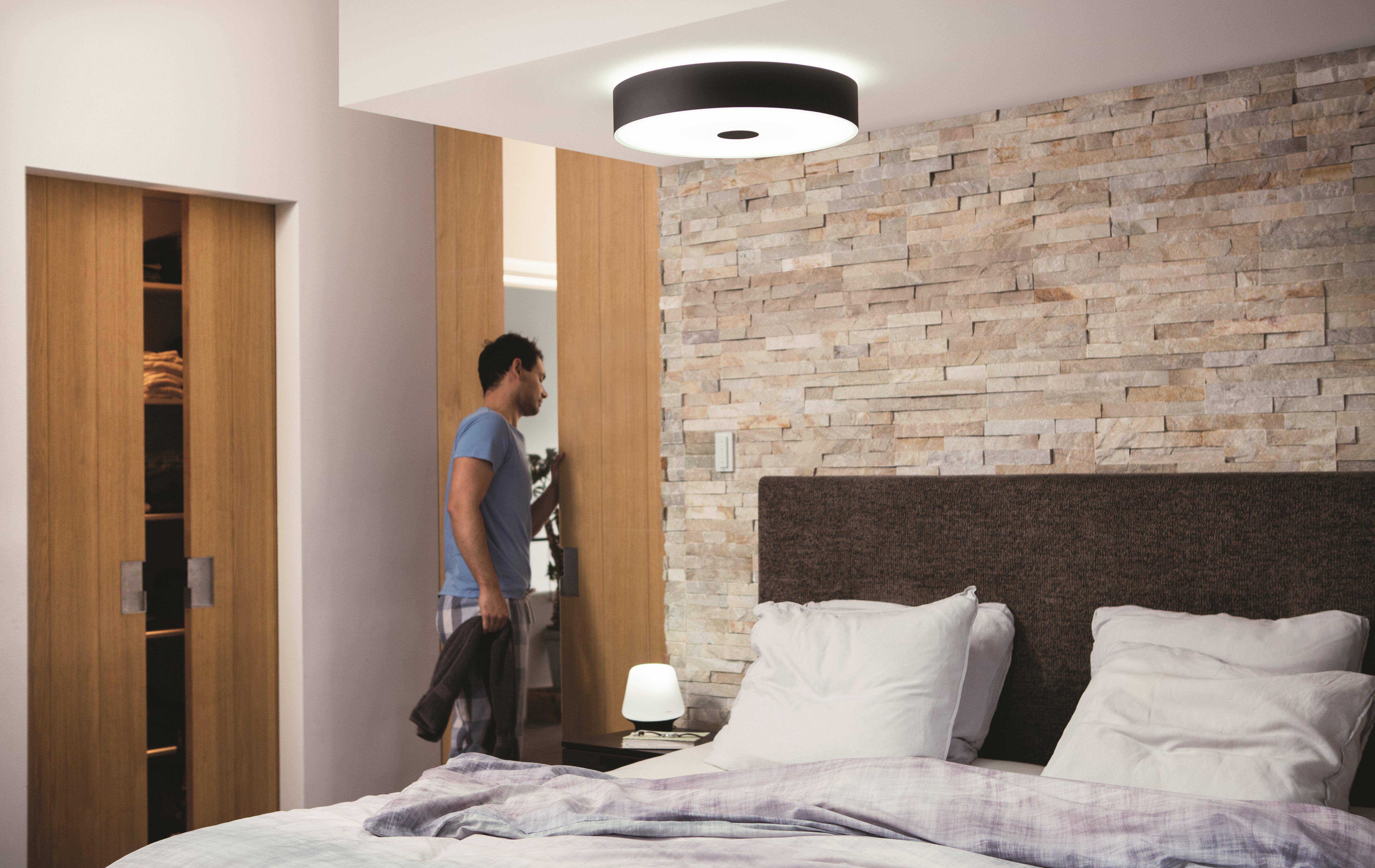 PHILIPS Hue White Amb. Fair Deckenleuchte Warmweiß