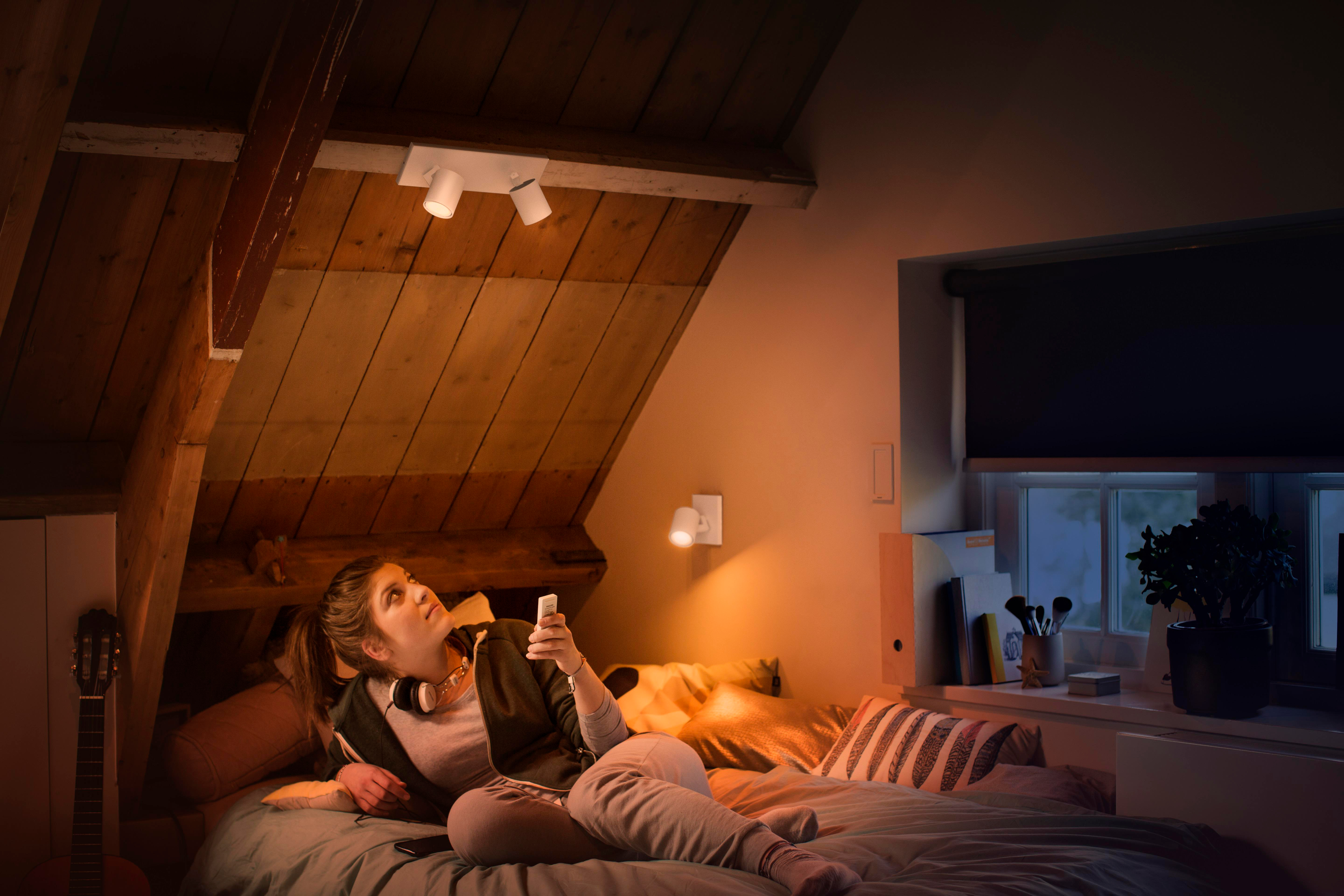 PHILIPS Hue White Amb. Runner Spot 2 flg. inkl. Dimmschalter Deckenleuche Warmweiß
