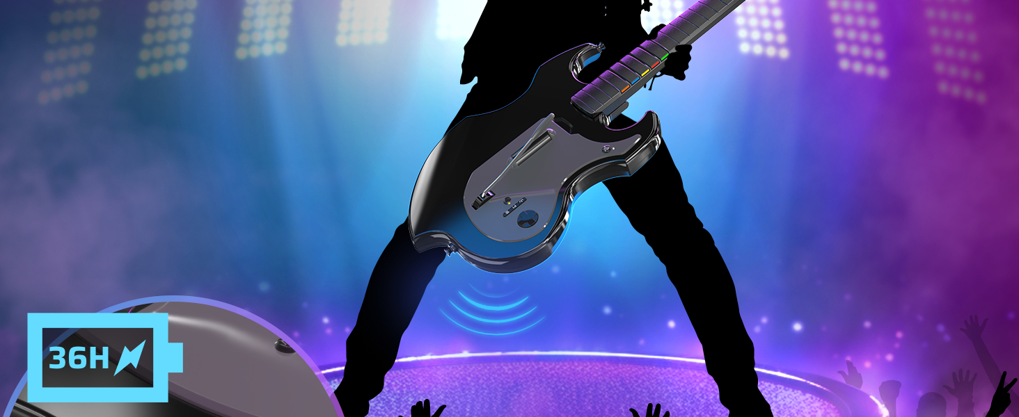 Silhouette eines Gitarristen, der eine schwarze Gitarre auf der Bühne spielt. Hände der Menge gehoben, Lichter im Hintergrund und ein Akkusymbol.