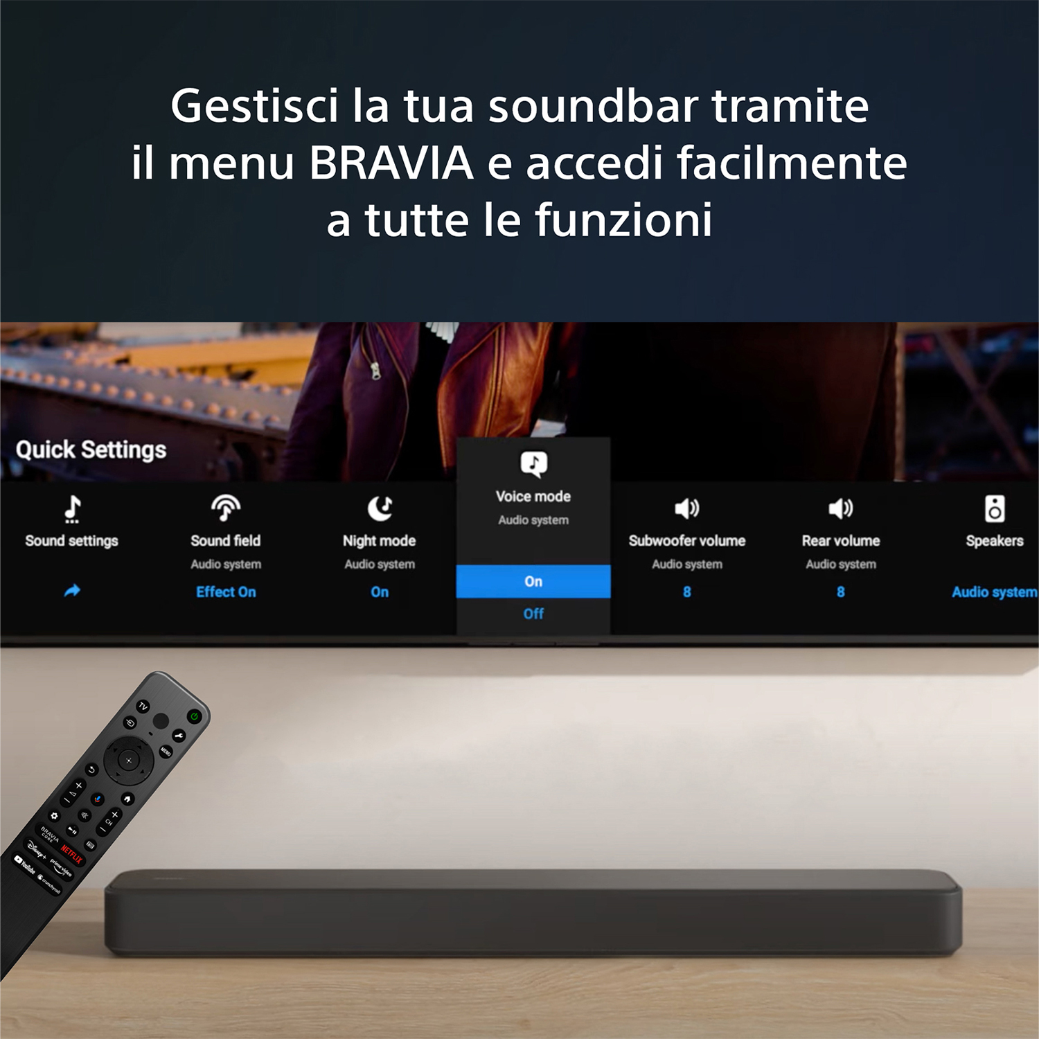 Uno schermo TV che mostra un menu delle impostazioni per una soundbar e un telecomando.