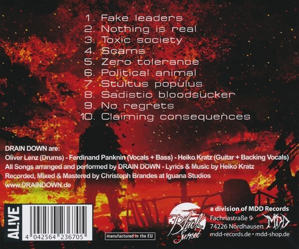 Album-Rückseite. Text über einer feurigen, apokalyptischen Szene.