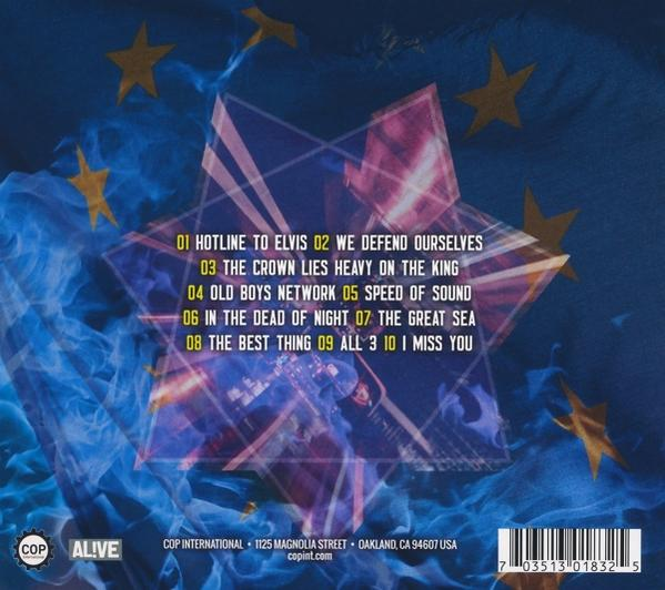 Ein CD-Cover zeigt die Titelliste vor einem blauen Hintergrund mit EU-Sternen.