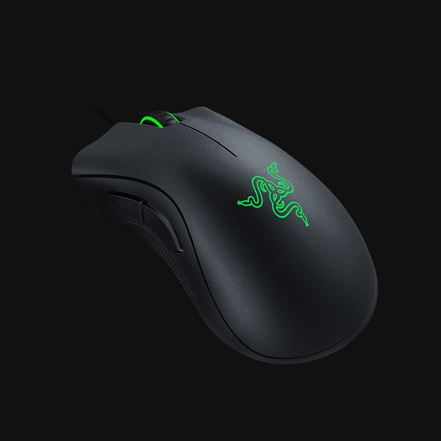 Mouse da gaming nero con logo verde luminoso. Include pulsanti e una rotella di scorrimento.