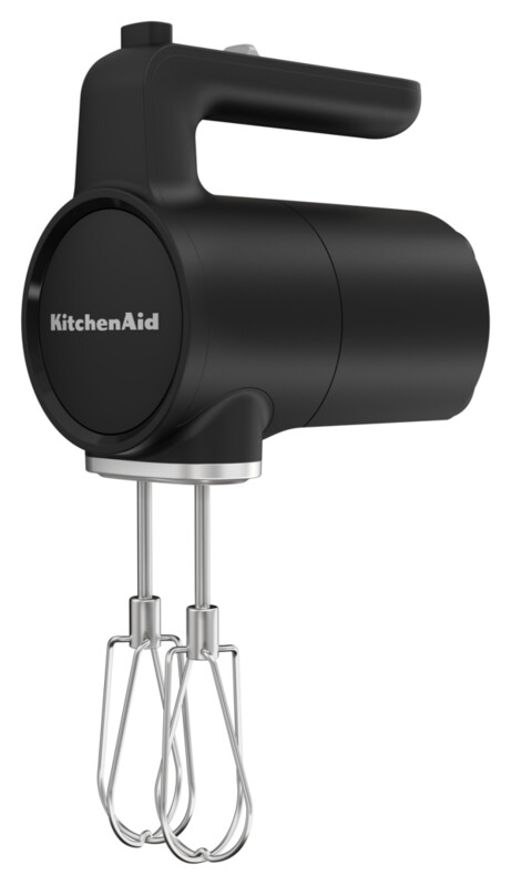 Schwarzer KitchenAid-Handmixer mit KitchenAid-Logo. Griff und Rührbesen sichtbar.