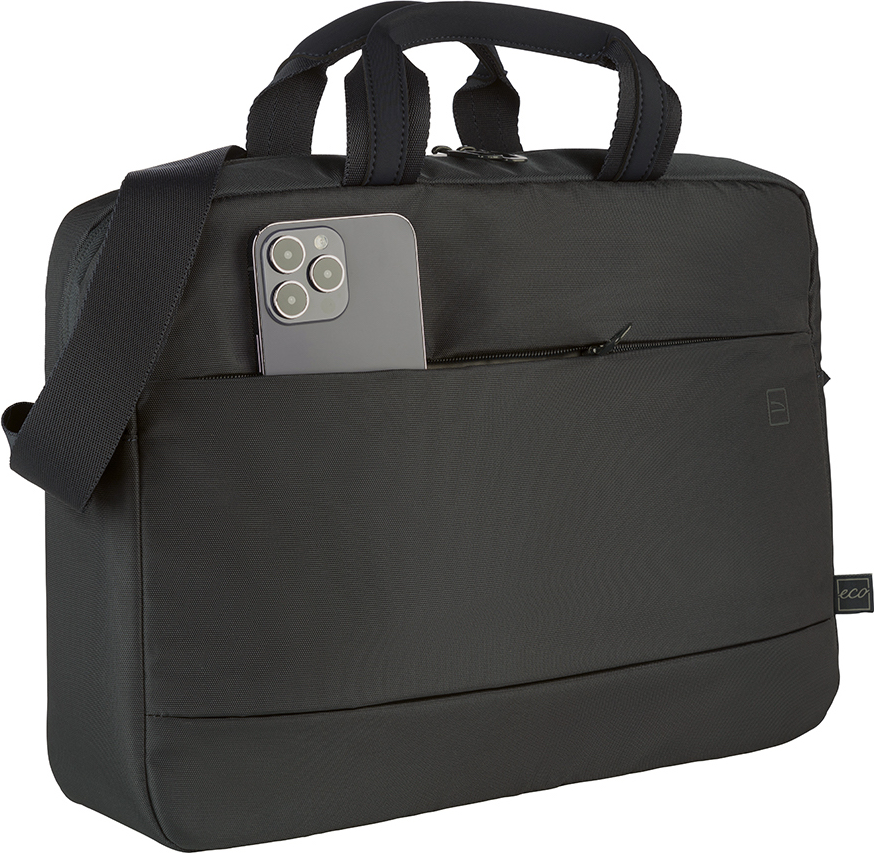 Eine schwarze Laptoptasche mit Smartphone in der Vordertasche und Schulterriemen.