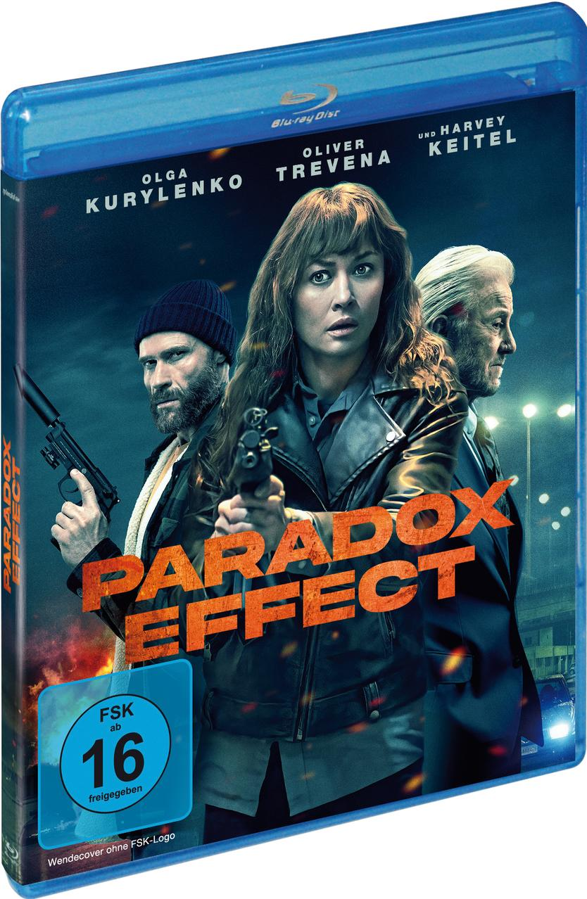 Blu-ray-Disc-Cover des Films Paradox Effect. Personen mit Waffen sind zu sehen.