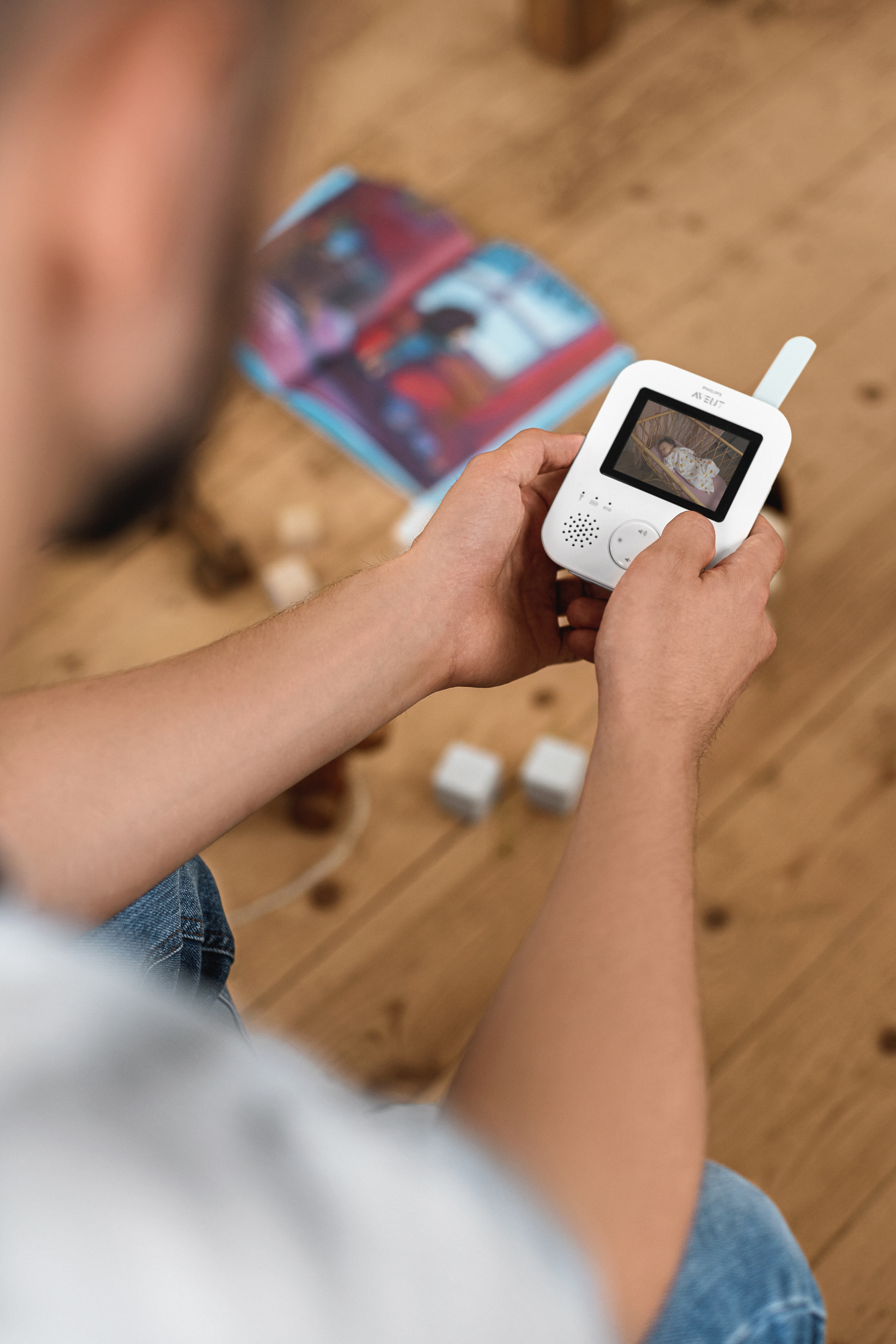 Elektroniczna niania PHILIPS AVENT SCD831/52