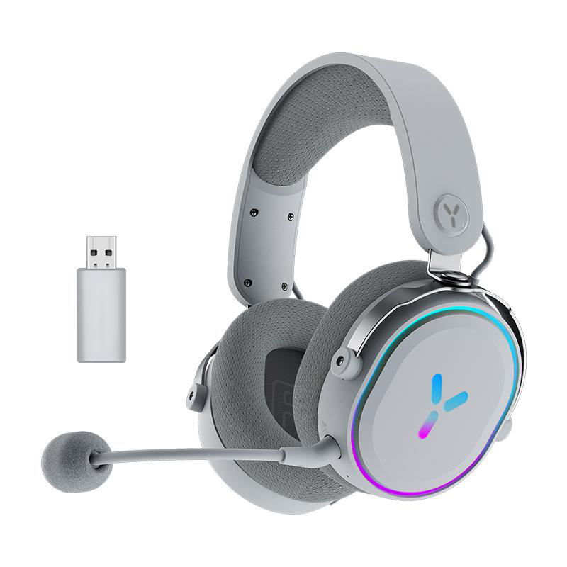 Ein graues kabelloses Gaming-Headset mit Mikrofon und USB-Empfänger. Das Headset hat farbenfrohe Akzente.