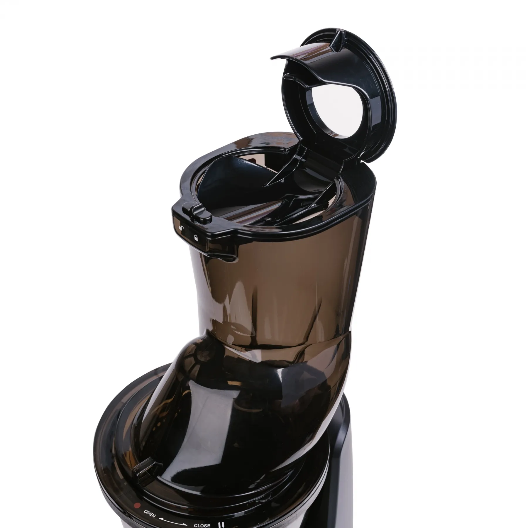 Czarna wyciskarka do soku z otwartą górą, prezentująca wewnętrzne elementy na białym tle.