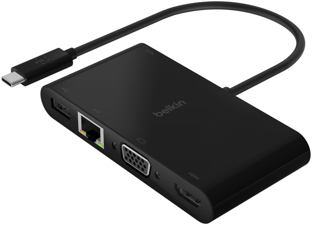 Egy fekete Belkin többportos adapter különféle portokkal, beleértve az USB-t, Ethernetet és HDMI-t. USB-C csatlakozóval rendelkezik.