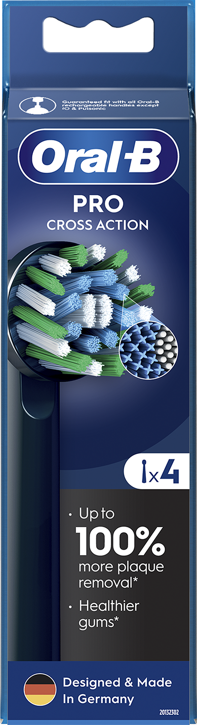 Oral-B Pro Cross Action kefefejek doboza. A doboz kék-fehér dizájnnal rendelkezik. A kefefejek láthatók.