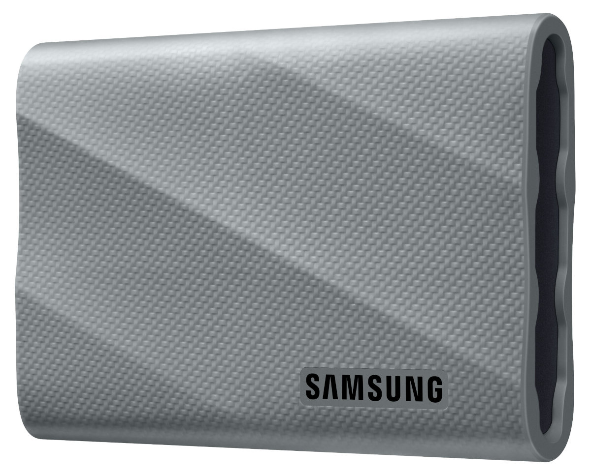 Srebrny przenośny dysk SSD Samsung. Widoczne logo Samsung.