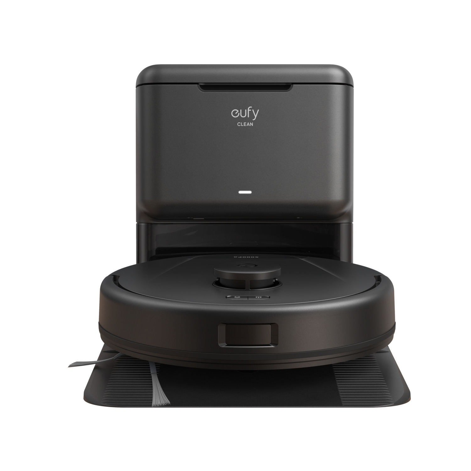 Un aspirateur robot eufy noir et sa station de charge sur fond blanc.