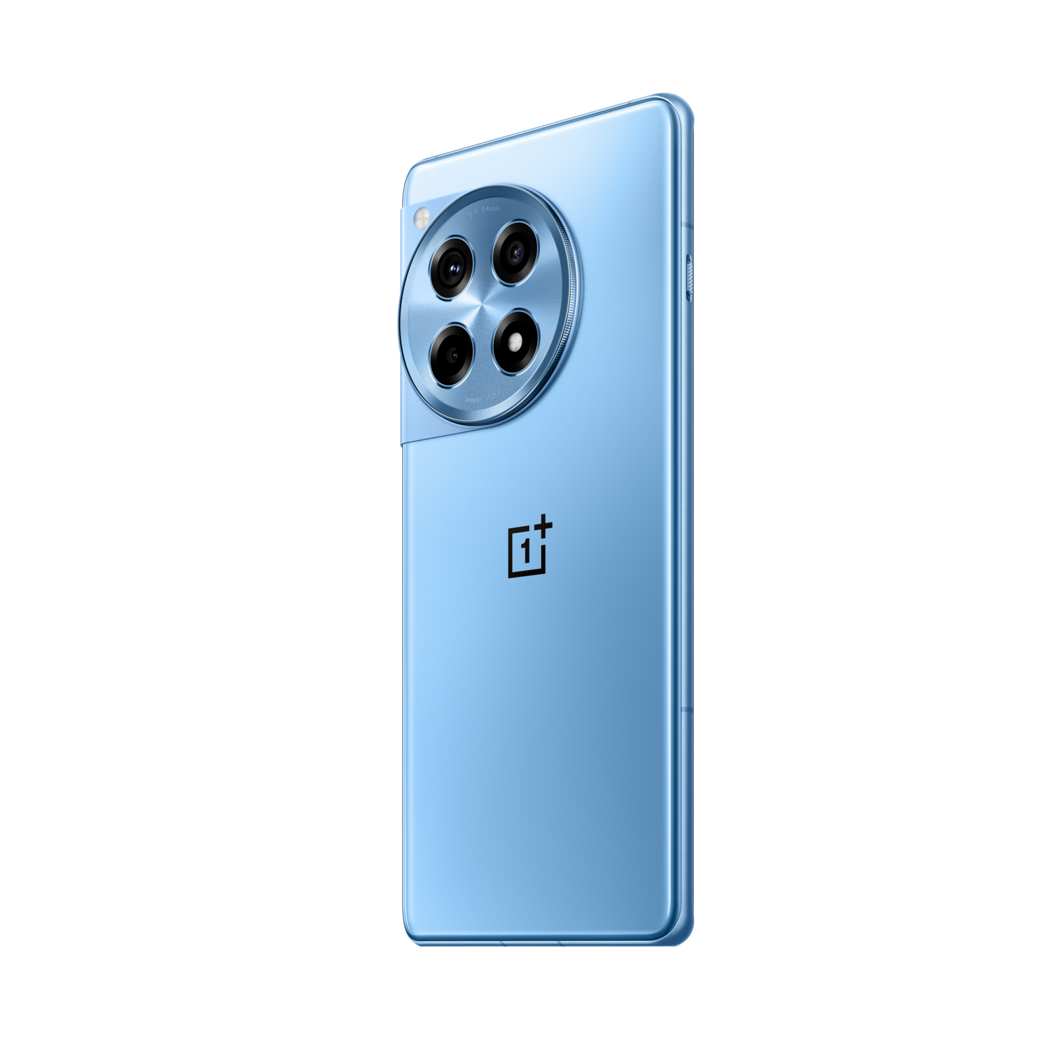 Een lichtblauwe OnePlus-telefoon, van achteren gezien, met cameralenzen en logo.