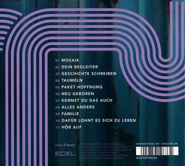 Ein CD-Cover mit Titelliste und lila Designelementen auf blau-grünem Hintergrund.