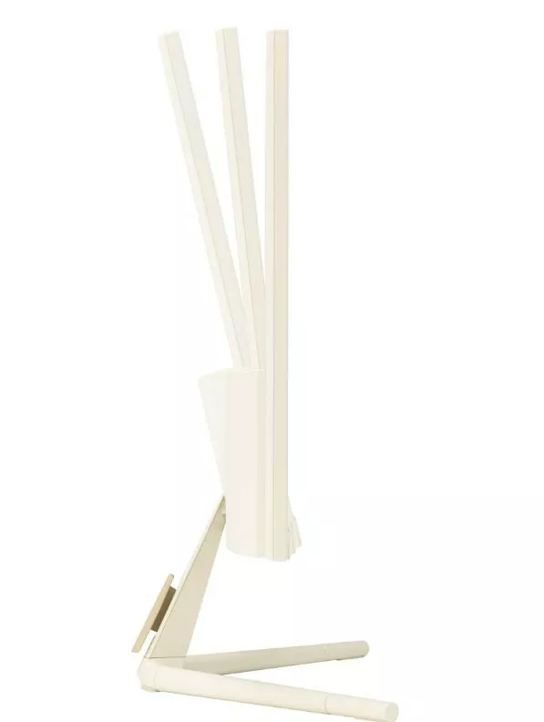 Widok z boku nowoczesnego, białego monitora komputera z białą podstawą i stojakiem. Ekran jest pochylony.