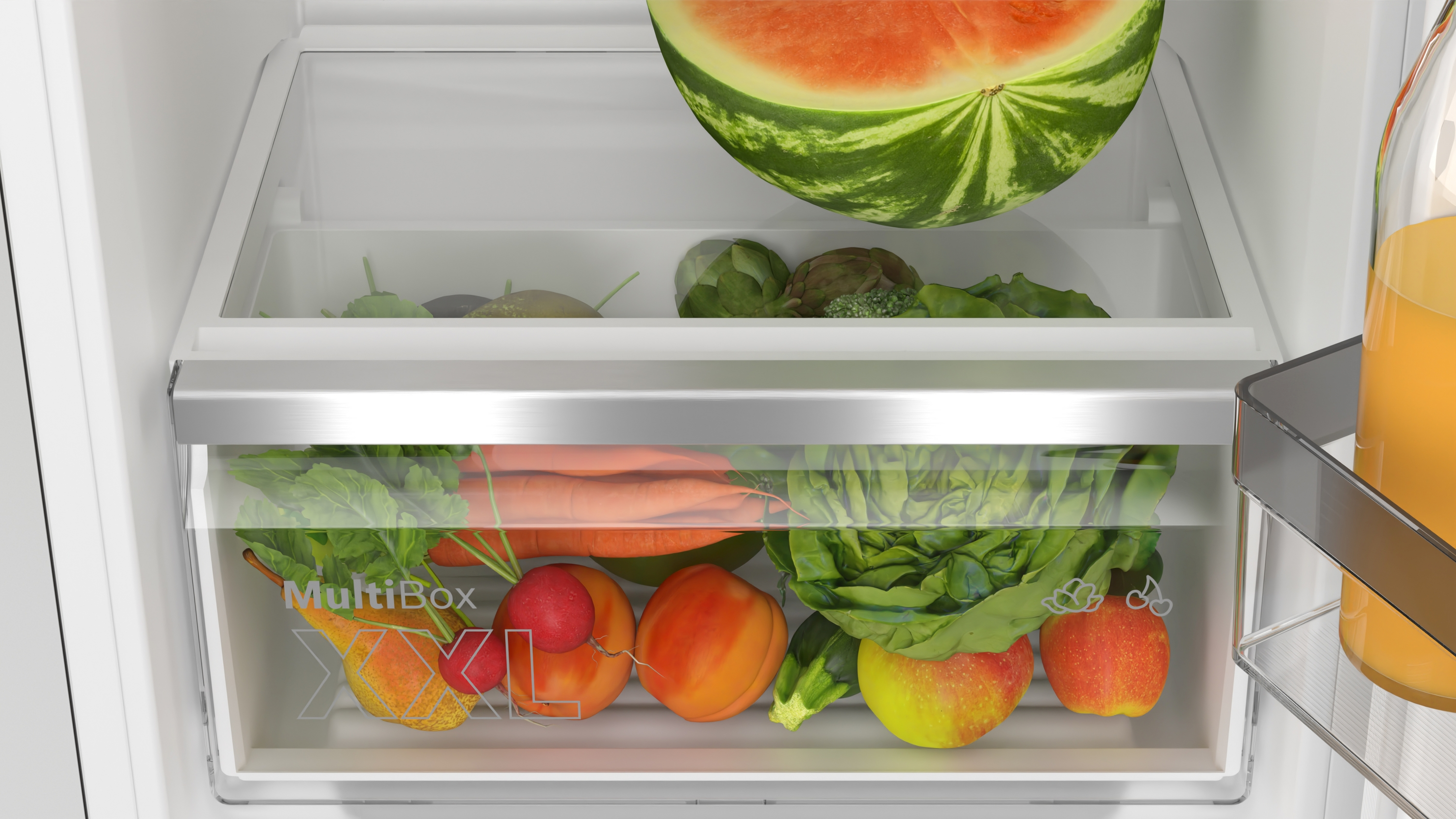 Kühlschrank Schublade gefüllt mit Obst und Gemüse.