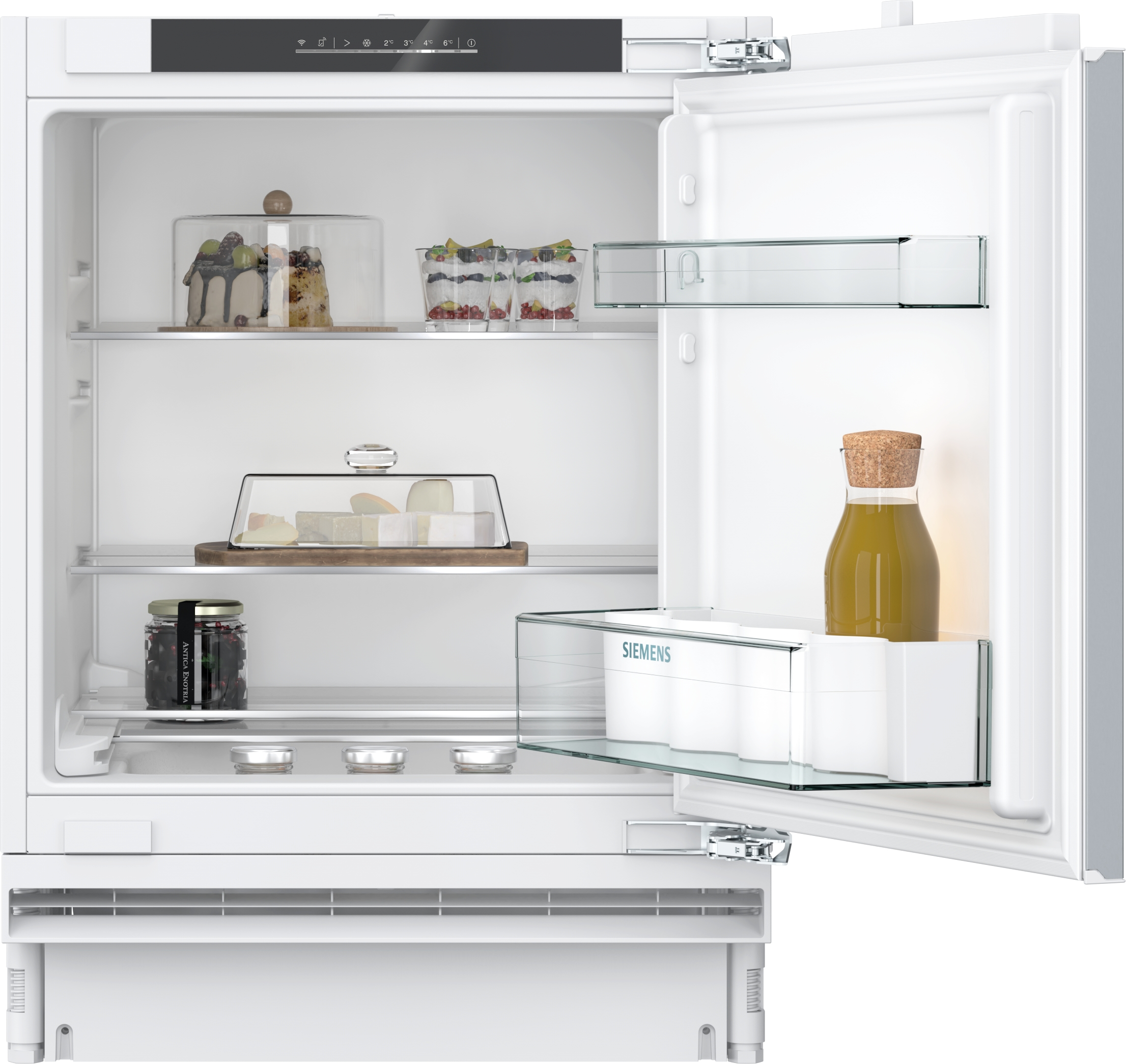 Kühlschrank offen, Glasböden mit verschiedenen Lebensmitteln.