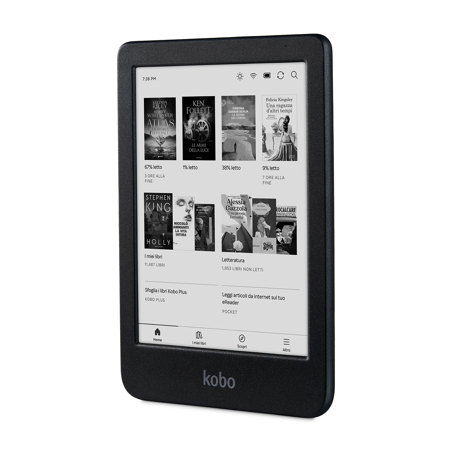Un e-reader che mostra copertine di libri e testo su un dispositivo nero.