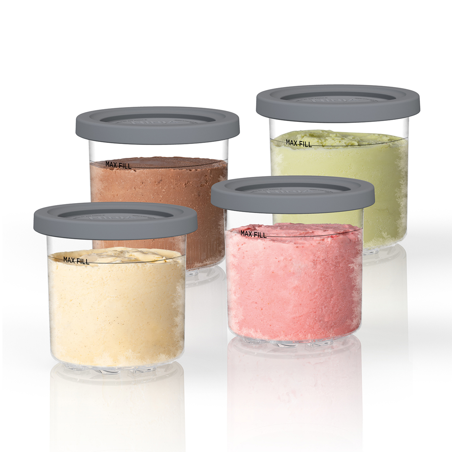 Quattro contenitori trasparenti con coperchi, ciascuno pieno di cibi surgelati di diversi colori.