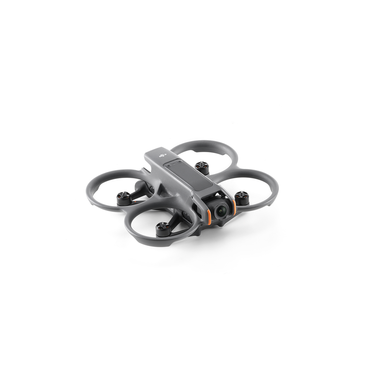 Drone en l'air, avec quatre hélices. Il est gris foncé.