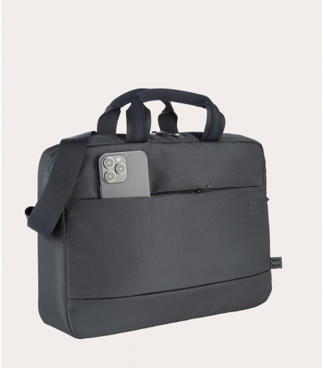 Schwarze Aktentasche mit Telefon in der Tasche und Schulterriemen.
