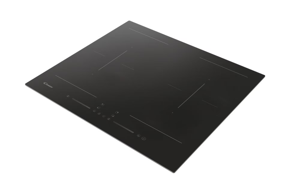 Ezüst laptop, enyhén nyitva, Acer logóval a tetején.