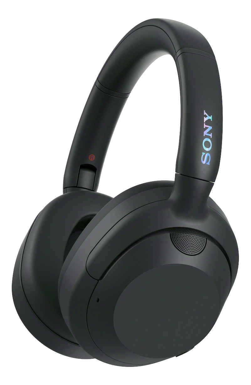 Schwarze Sony Kopfhörer. Das Wort SONY steht auf der Ohrmuschel.