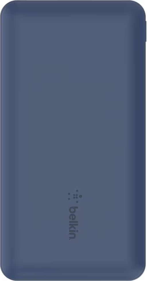 Une batterie externe Belkin bleue. Elle est rectangulaire avec des coins arrondis. Le logo Belkin est en bas.