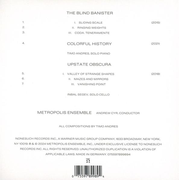 Ein weißes Albumcover mit Text, der Songs auflistet, und Informationen über die Künstler und das Label.