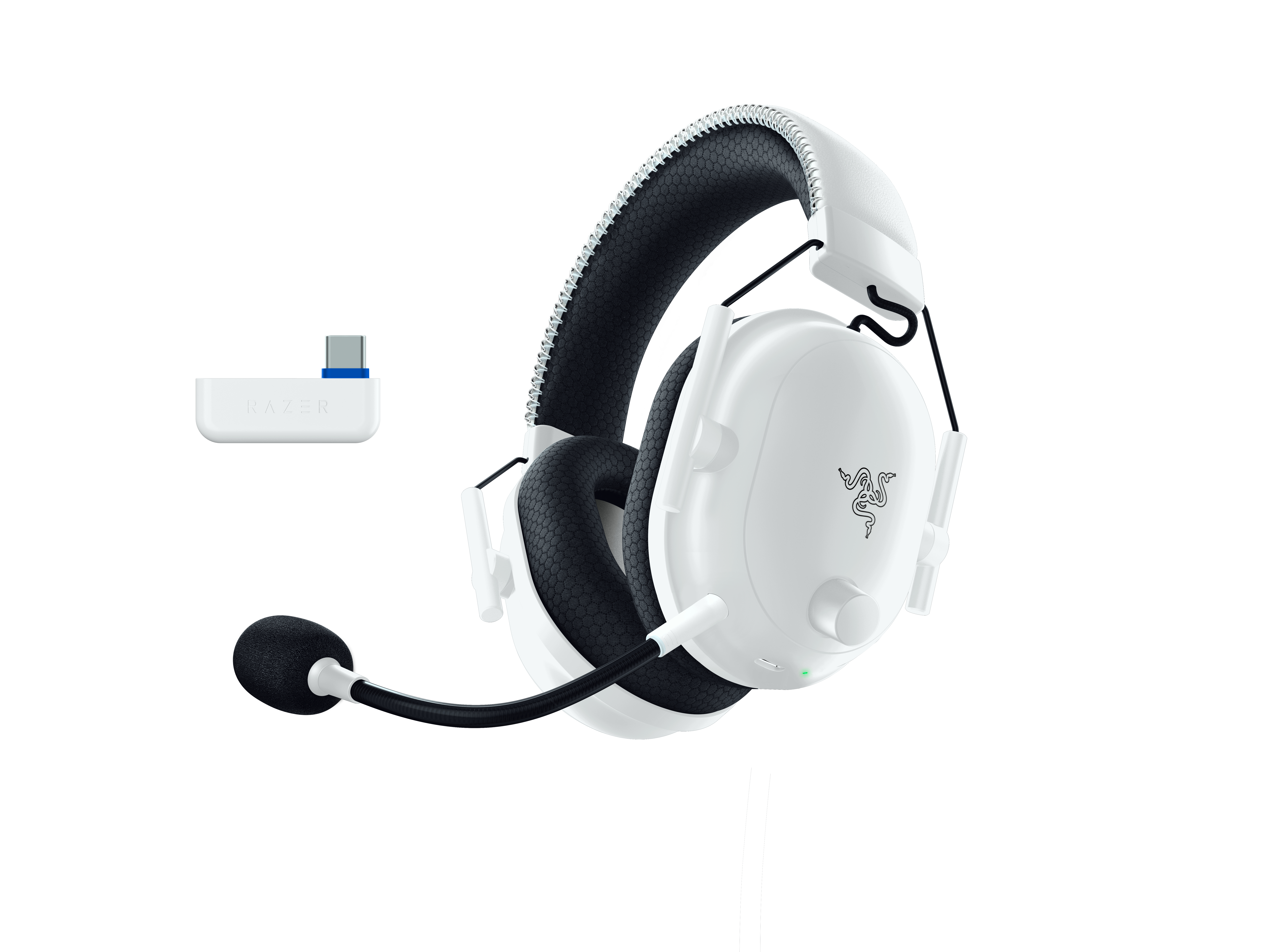 Weißes und schwarzes drahtloses Razer-Gaming-Headset mit Mikrofon und USB-Dongle.