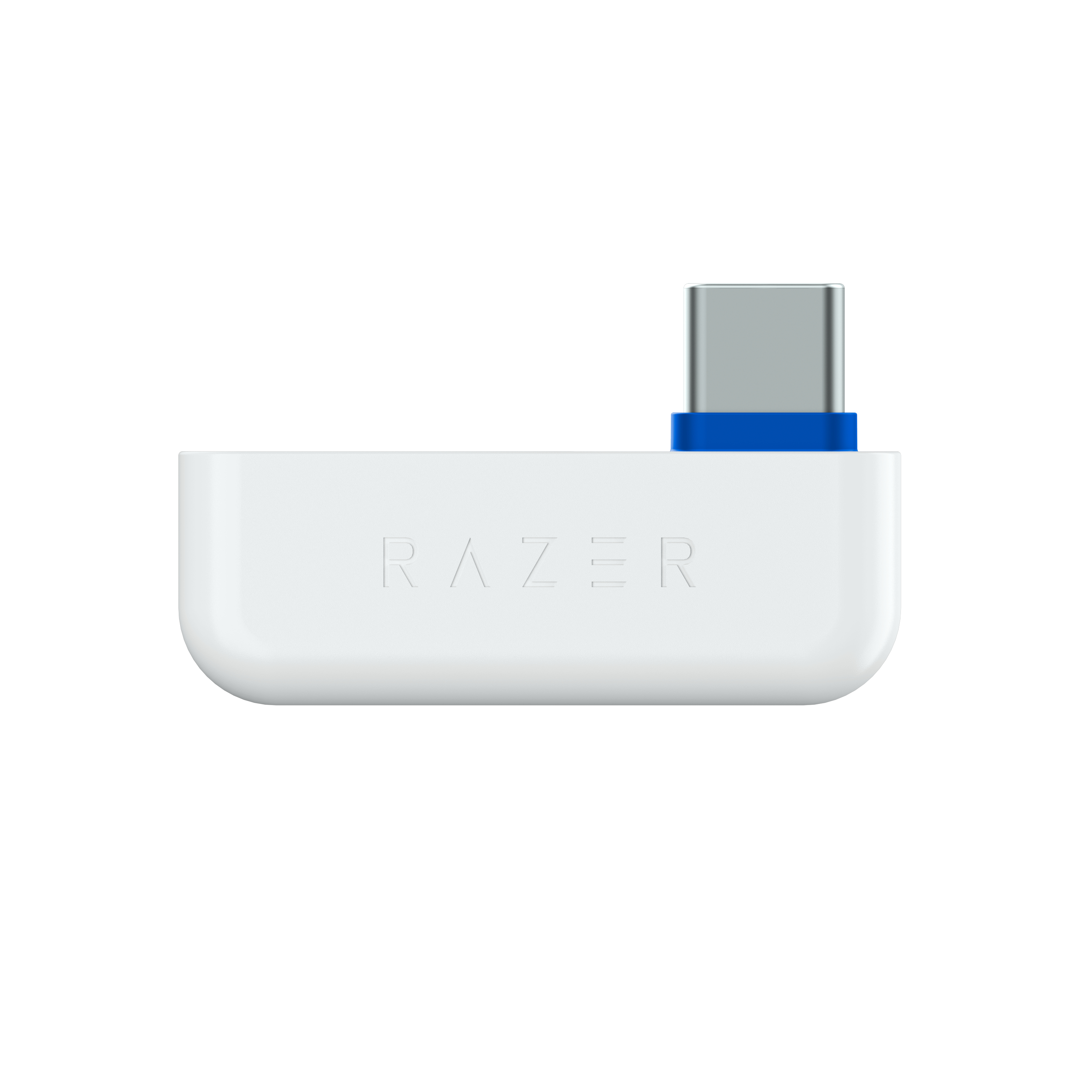 Ein weißer Razer USB-C-Adapter mit blauem Stecker, isoliert auf weißem Hintergrund.