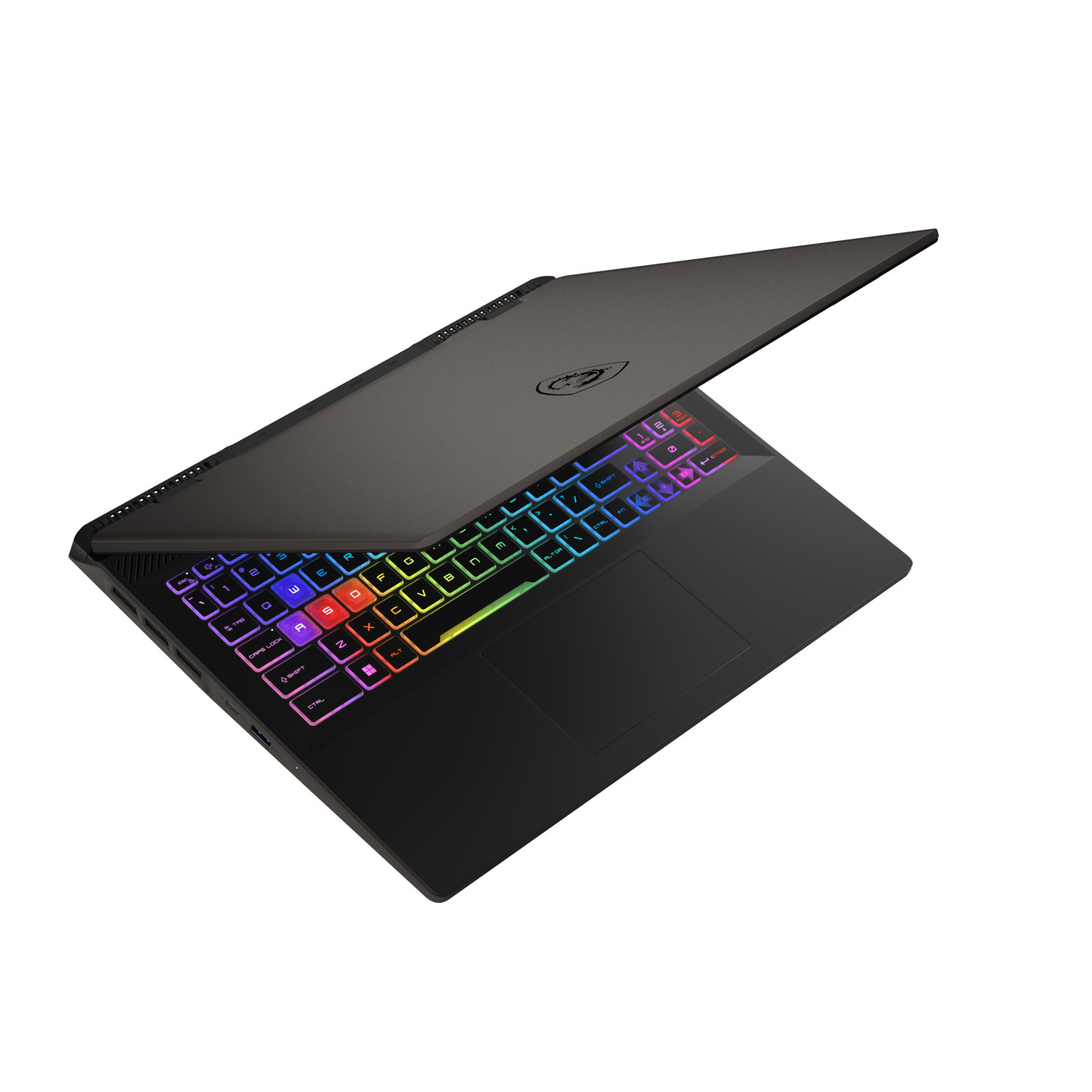 Een zwarte laptop met een kleurrijk toetsenbord. Het scherm staat open en toont een donkere interface.