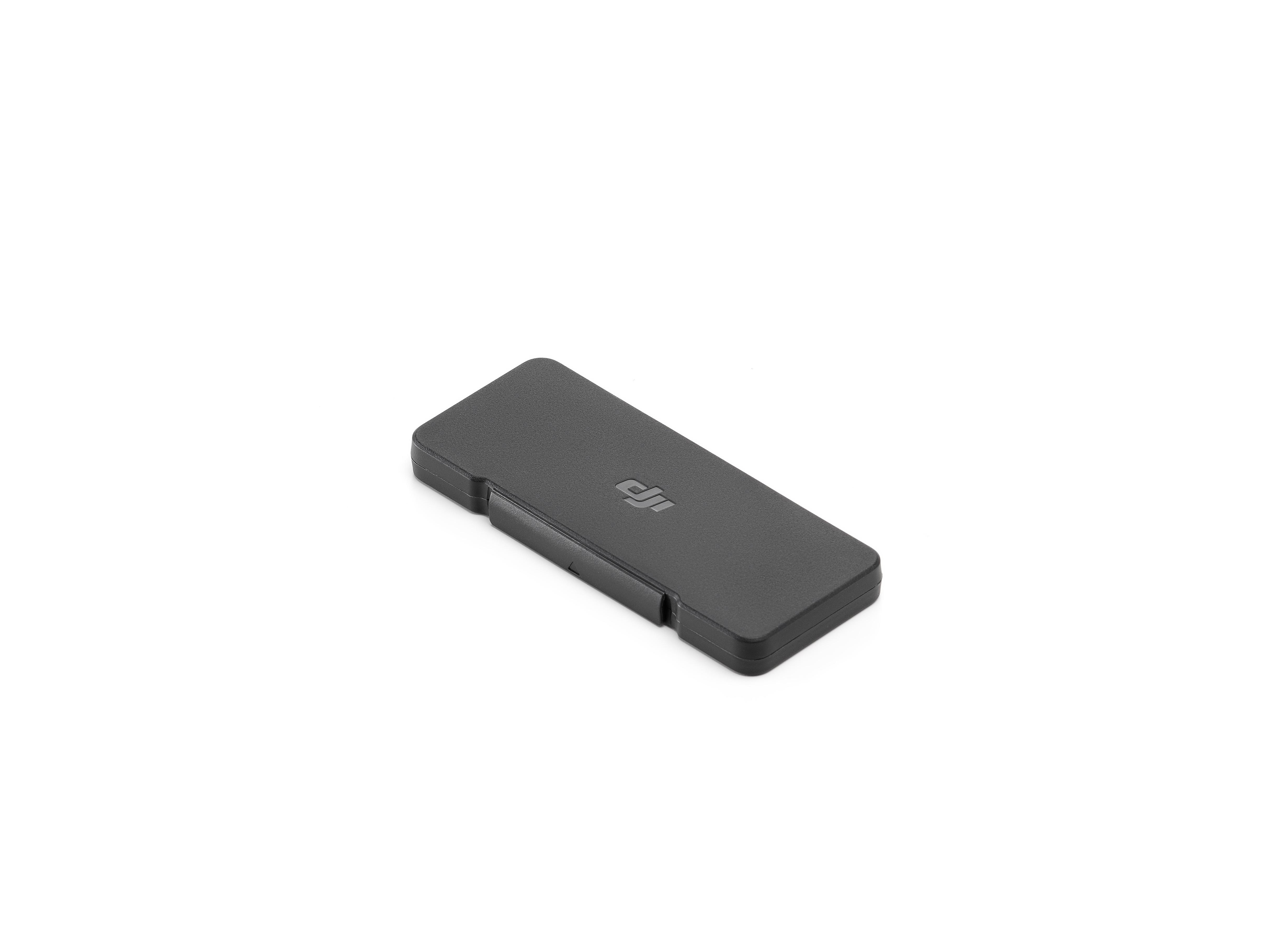 Ein schwarzes, rechteckiges Gehäuse mit dem DJI-Logo. Es ist eine Drohnenzubehör-Hülle.