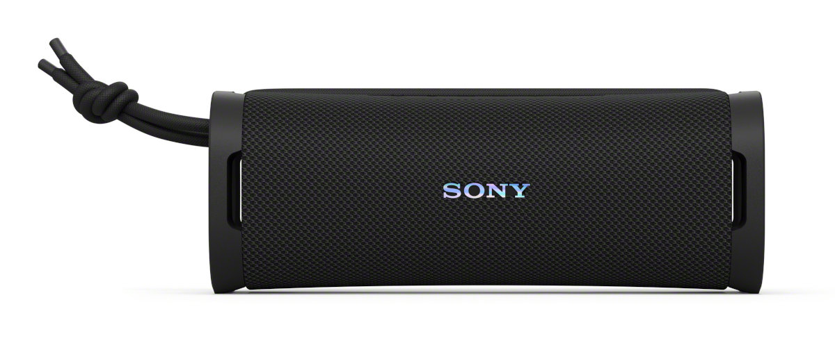 Czarny głośnik Sony z uchwytem. Głośnik ma siatkową konstrukcję i logo.