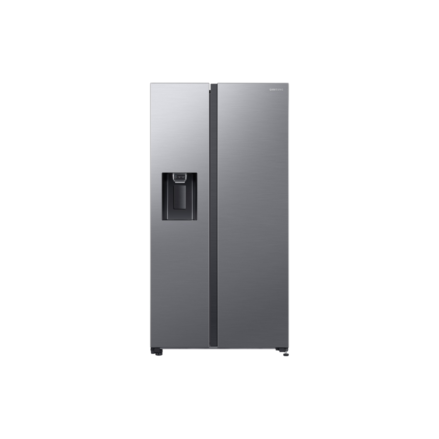Zilveren Samsung side-by-side koelkast op een zwarte achtergrond.