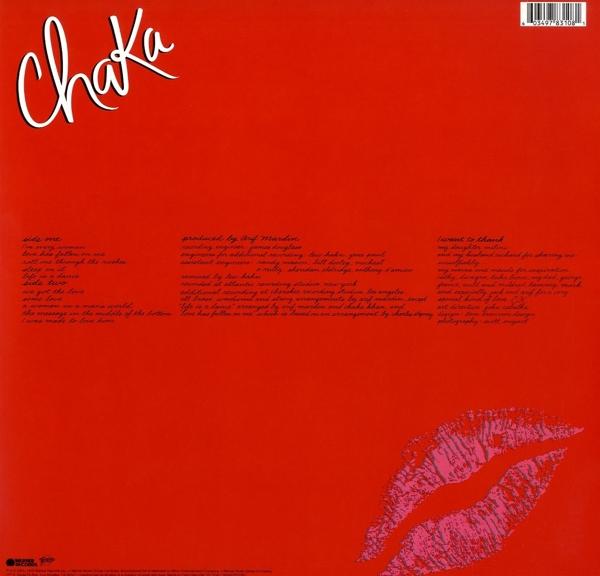 Albumcover mit rotem Hintergrund, einem Kussmund und weißem Text. Es steht 'Chaka'.